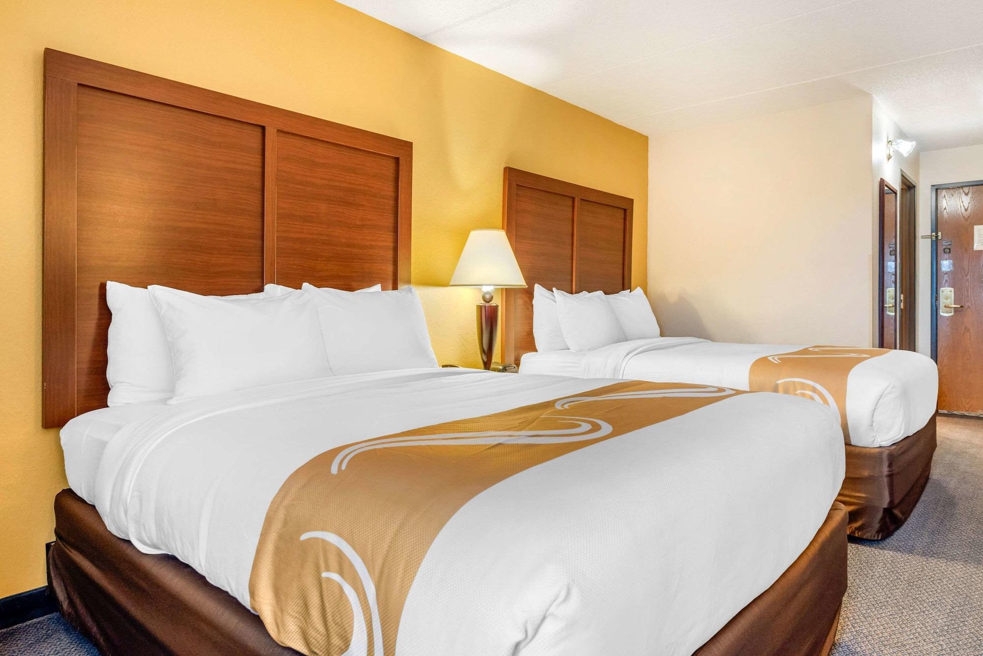 Quality Inn & Suites Zanesville Ngoại thất bức ảnh