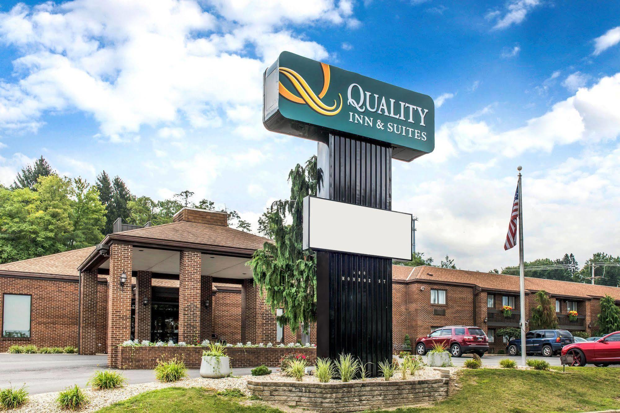 Quality Inn & Suites Zanesville Ngoại thất bức ảnh